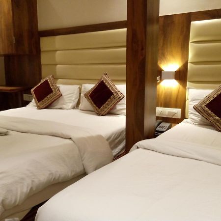 Hotel Adams Inn Near Mumbai Airport Extérieur photo