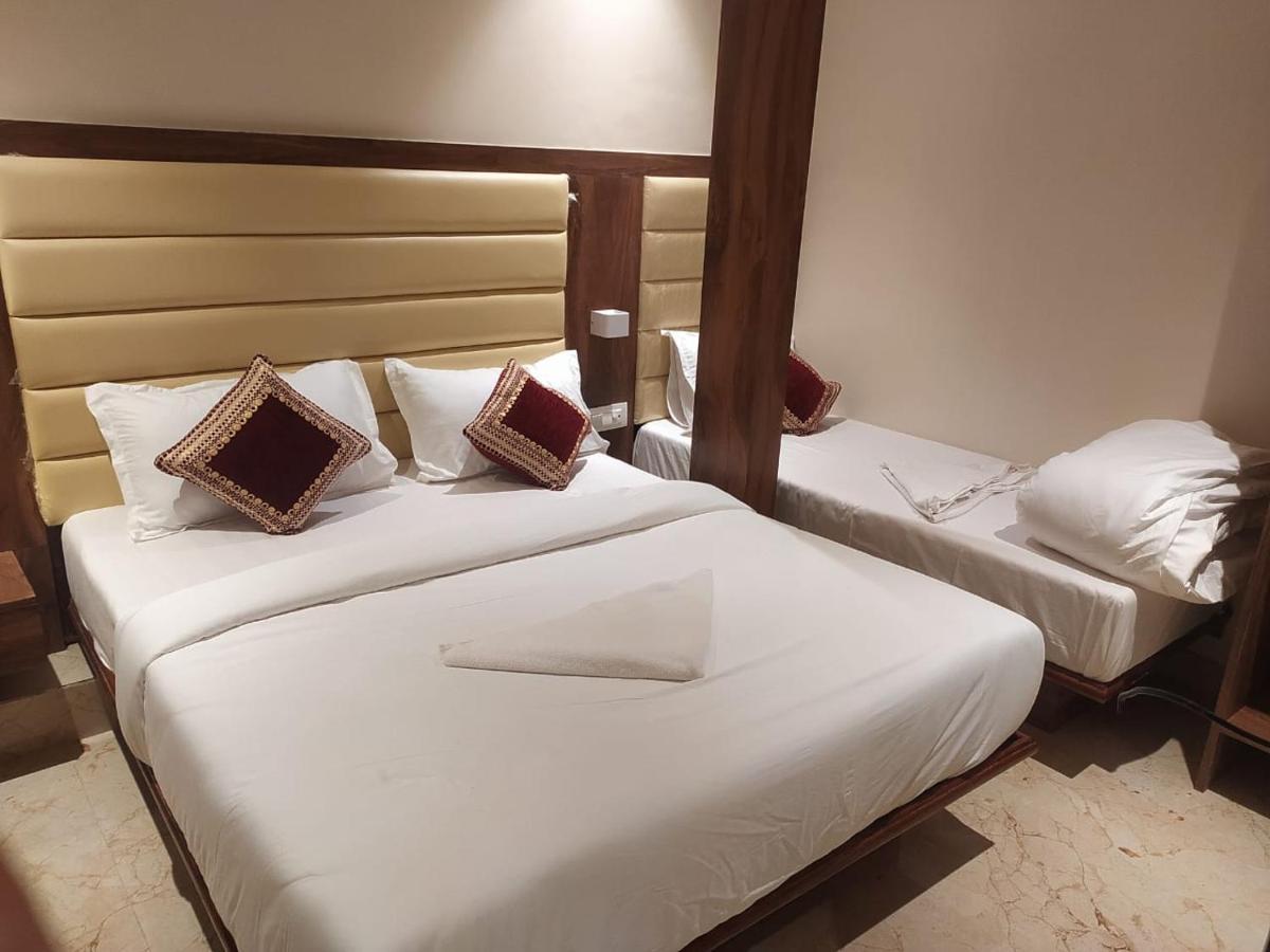 Hotel Adams Inn Near Mumbai Airport Extérieur photo
