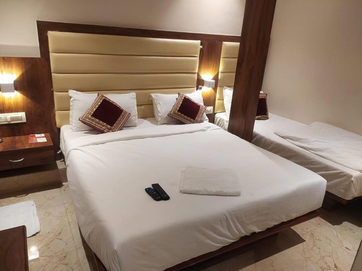 Hotel Adams Inn Near Mumbai Airport Extérieur photo