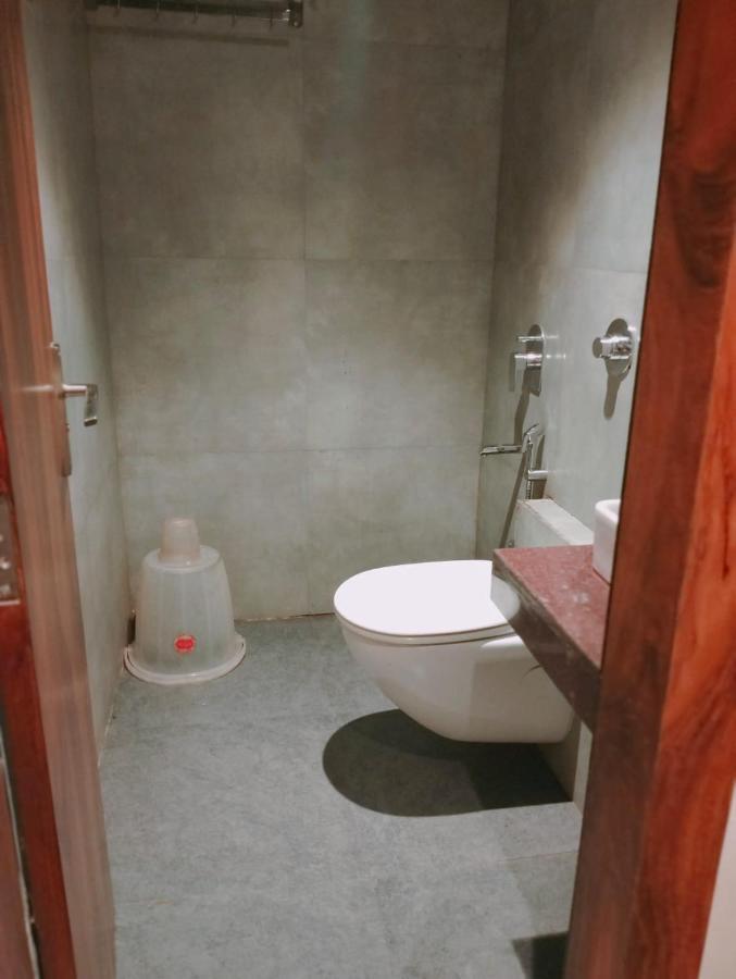 Hotel Adams Inn Near Mumbai Airport Extérieur photo