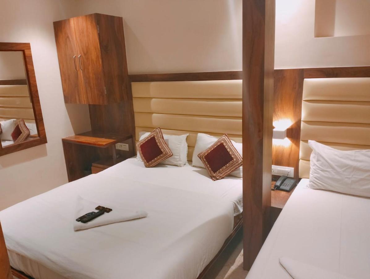 Hotel Adams Inn Near Mumbai Airport Extérieur photo