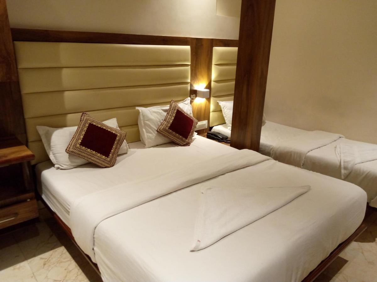 Hotel Adams Inn Near Mumbai Airport Extérieur photo