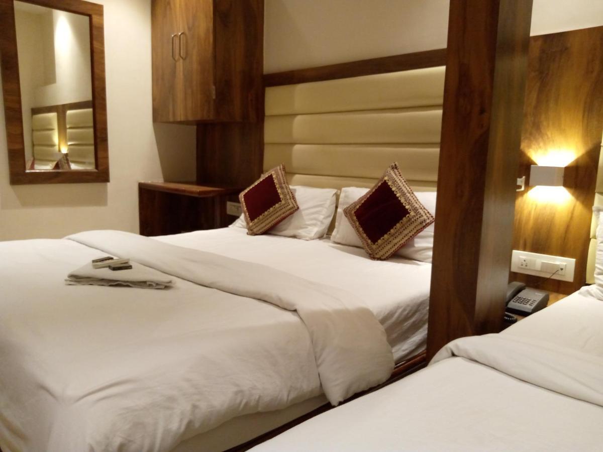Hotel Adams Inn Near Mumbai Airport Extérieur photo